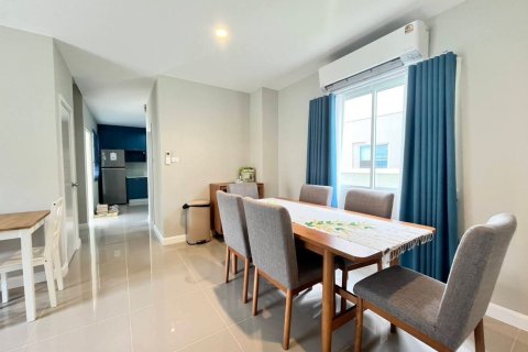 House in San Kamphaeng, Thailand 3 bedrooms № 154882 - photo 12