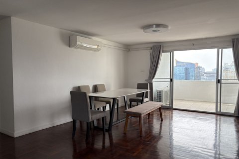 Condo à Watthana, Bangkok, Thaïlande, 3 chambres № 154878 - photo 3