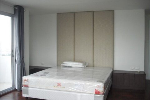 Condo à Watthana, Bangkok, Thaïlande, 3 chambres № 154878 - photo 5