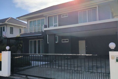 House in Kanchanaburi, Thailand 4 bedrooms № 154881 - photo 1