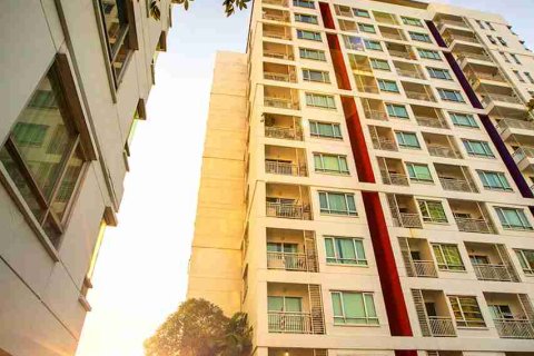 Condo in Bangkok, Thailand, 1 bedroom № 183497 - photo 3