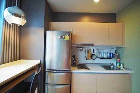 Condo in Bangkok, Thailand, 1 bedroom № 183498 - photo 11