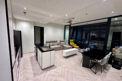 Condo in Bangkok, Thailand, 2 bedrooms  № 114678 - photo 1