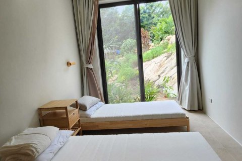 Villa in Surat Thani, Thailand 3 bedrooms № 170473 - photo 14