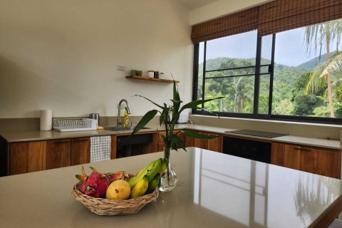 Villa in Surat Thani, Thailand 3 bedrooms № 170473 - photo 7