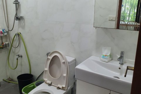 Townhouse à Prawet, Bangkok, Thaïlande 6 chambres № 170469 - photo 24