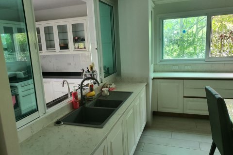 Townhouse à Prawet, Bangkok, Thaïlande 6 chambres № 170469 - photo 14