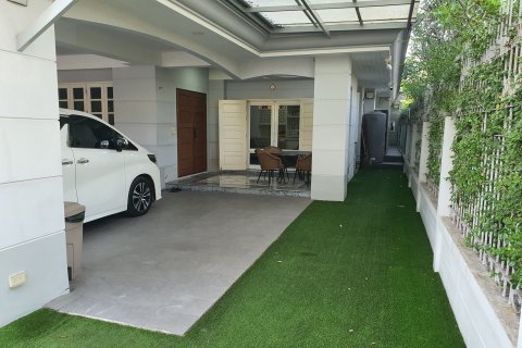 Townhouse à Prawet, Bangkok, Thaïlande 6 chambres № 170469 - photo 7