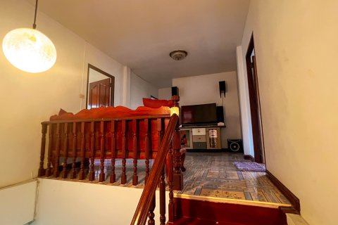 House in Bangkok, Thailand 5 bedrooms № 170470 - photo 27