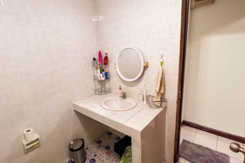 House in Bangkok, Thailand 5 bedrooms № 170470 - photo 18