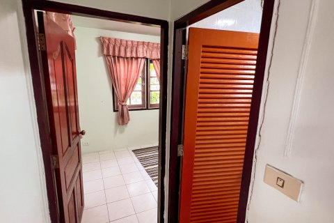 House in Bangkok, Thailand 5 bedrooms № 170470 - photo 15