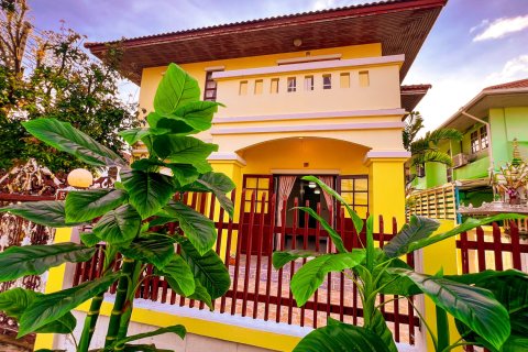 House in Bangkok, Thailand 5 bedrooms № 170470 - photo 11