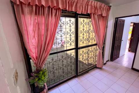 House in Bangkok, Thailand 5 bedrooms № 170470 - photo 19