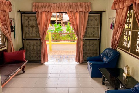 House in Bangkok, Thailand 5 bedrooms № 170470 - photo 3