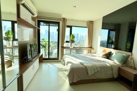 Студия в кондо в Клонг Тоэй, Бангкок, Таиланд № 170471 - фото 7