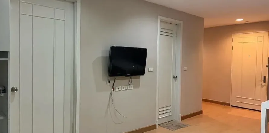 Studio dans le Condo à Sathon, Bangkok, Thaïlande  № 160516