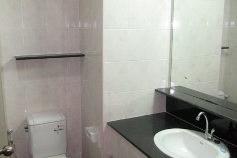 สตูดิโอในคอนโดมิเนียมในพัทยา, ประเทศไทย № 204397 - รูปถ่าย 4