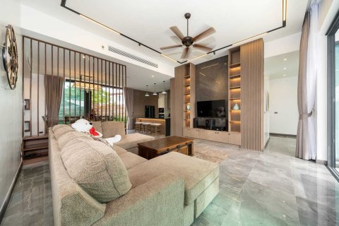 Villa in Phuket, Thailand 4 bedrooms № 169523 - photo 20