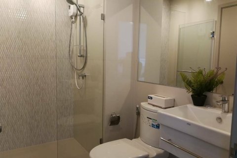 Condo in Khlong Toei, Bangkok, Thailand, 2 bedrooms  № 169524 - photo 5