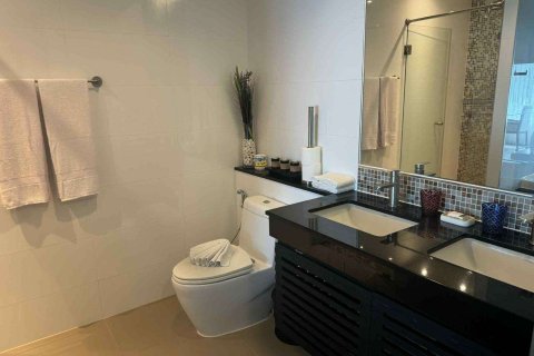 Condo à Kathu, Thaïlande, 2 chambres № 169520 - photo 11