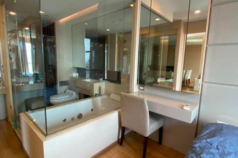 Кондоминиум с 1 спальней в Бангкоке, Таиланд № 143404 - фото 7