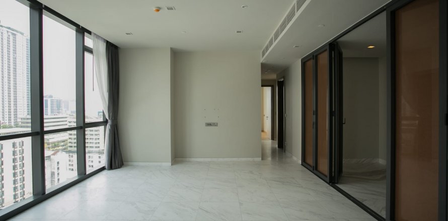 Condo à Bangkok, Thaïlande, 2 chambres  № 143403
