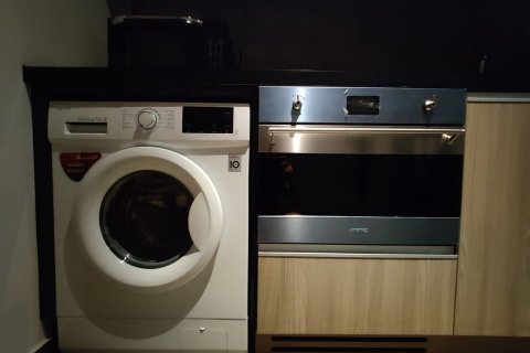 Кондоминиум с 1 спальней в Бангкоке, Таиланд № 143405 - фото 10