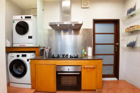 Townhouse in Bangkok, Thailand 4 bedrooms № 142934 - photo 9