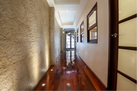 Townhouse in Bangkok, Thailand 4 bedrooms № 142934 - photo 12