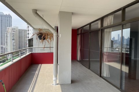 Condo à Bangkok, Thaïlande, 3 chambres № 142933 - photo 11