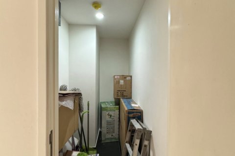 Condo in Bangkok, Thailand, 2 bedrooms  № 142929 - photo 10