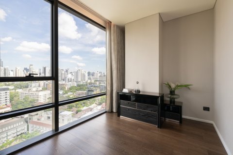 Condo in Bangkok, Thailand, 2 bedrooms № 142928 - photo 10
