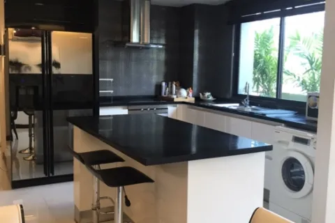 Eigentumswohnung in Bang Rak, Bangkok, Thailand, 3 Schlafzimmer № 214837 - Foto 8
