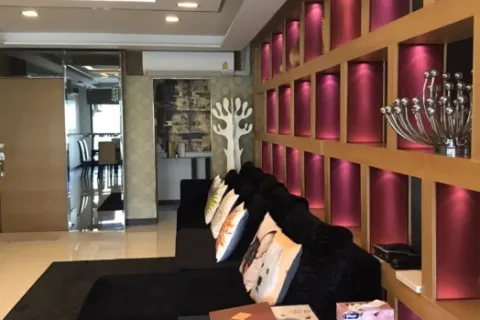 Eigentumswohnung in Bang Rak, Bangkok, Thailand, 3 Schlafzimmer № 214837 - Foto 2