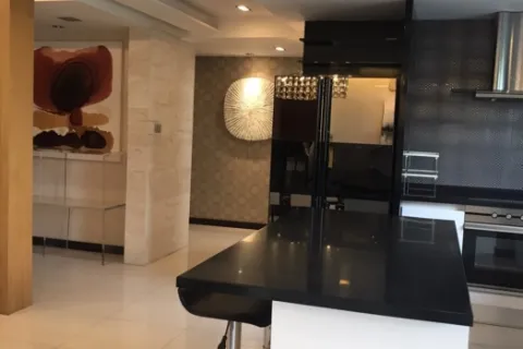 Eigentumswohnung in Bang Rak, Bangkok, Thailand, 3 Schlafzimmer № 214837 - Foto 7