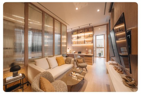 Condo in Bangkok, Thailand, 5 bedrooms № 170183 - photo 5