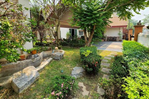House in Chiang Mai, Thailand 6 bedrooms № 146597 - photo 11