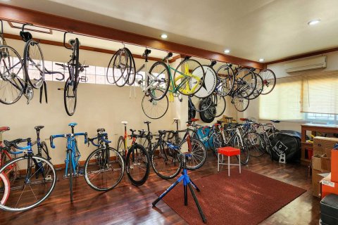 Дом в Чиангмае, Таиланд с 6 спальнями № 146597 - фото 9