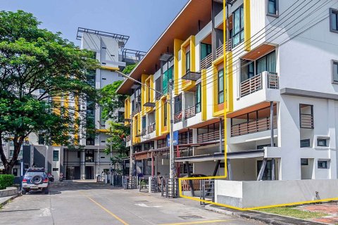 Townhouse in Chiang Mai, Thailand 3 bedrooms № 146594