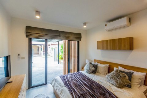 Villa in Chiang Mai, Thailand 4 bedrooms № 146598 - photo 13