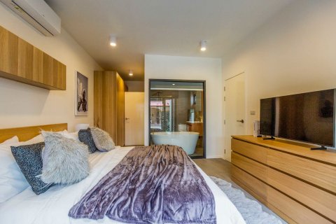 Villa in Chiang Mai, Thailand 4 bedrooms № 146598 - photo 12