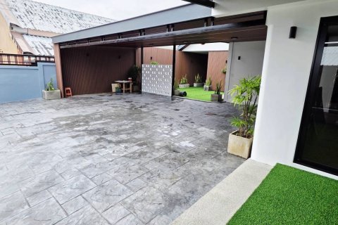 Villa in Pattaya, Thailand 3 bedrooms № 160202 - photo 4