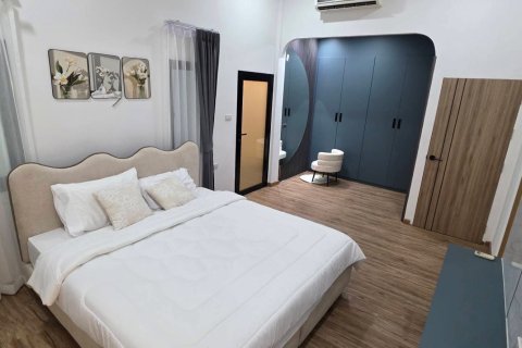 Villa in Pattaya, Thailand 3 bedrooms № 160202 - photo 14