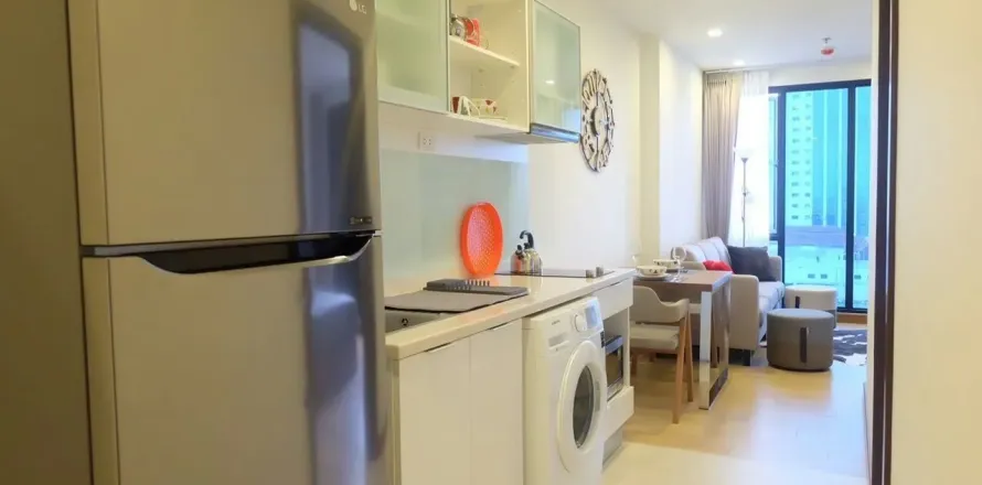 Studio dans le Condo à Chiang Mai, Thaïlande  № 160204