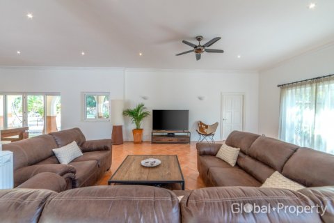 Дом в Паттайе, Таиланд с 5 спальнями  № 134423 - фото 14