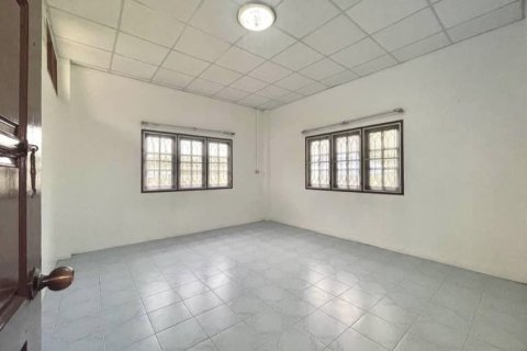 Земельный участок в Сураттхани, Таиланд 4418.4м2  № 147468 - фото 10