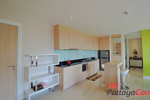 Condo in Pattaya, Thailand, 2 bedrooms № 32776 - photo 8