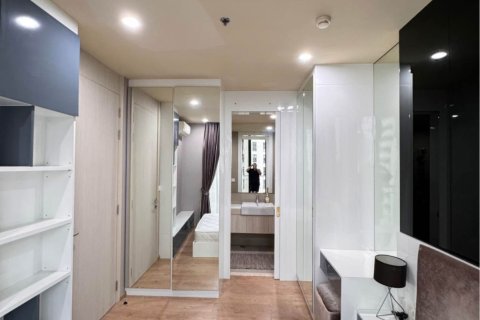 Studio in the Condo in Watthana, Bangkok, Thailand  № 171924 - photo 7