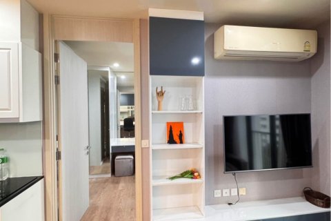 Studio in the Condo in Watthana, Bangkok, Thailand  № 171924 - photo 6