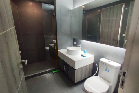 Studio in the Condo in Khlong Toei, Bangkok, Thailand  № 171923 - photo 5